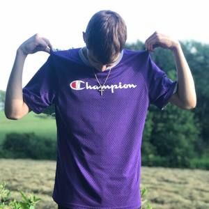 Meet your Posher, Dakota